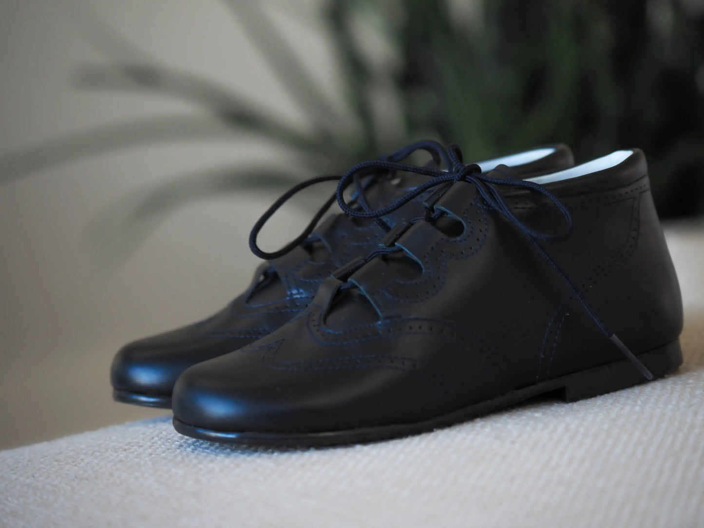 Henry- Dark Navy Leather Boy Boots - Amati Steps