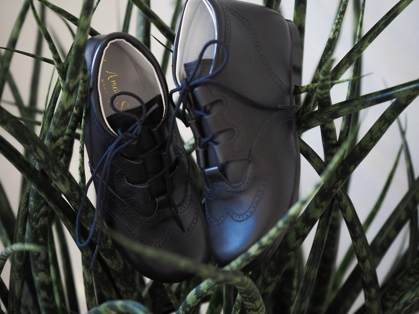 Henry- Dark Navy Leather Boy Boots - Amati Steps