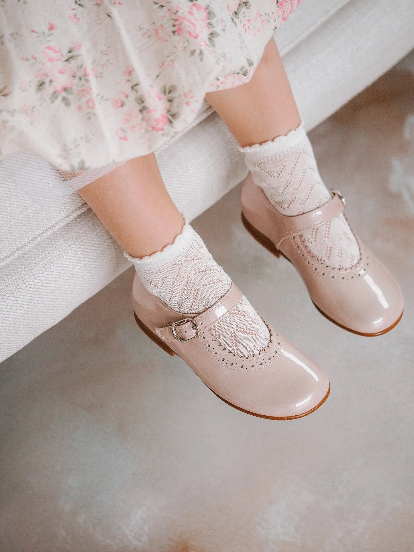 Natalie- Light Pink Patent Leather Mary Jane Shoes - Amati Steps