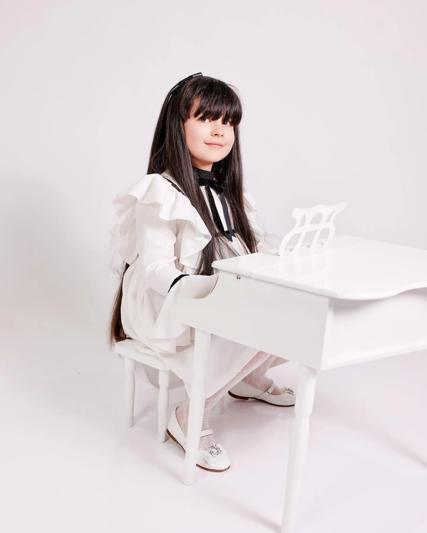 Sofia- White Patent Leather Mary Jane Shoes - Amati Steps