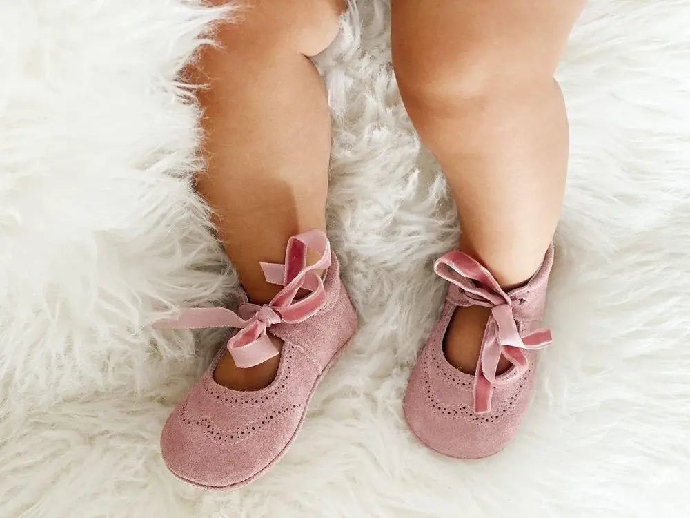 Verónica- Pink Suede Baby Mary Jane Shoes - Amati Steps