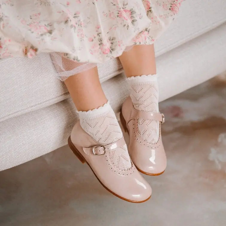 Chic & Charming: How to Style Pink Mary Jane Shoes for Every Occasion