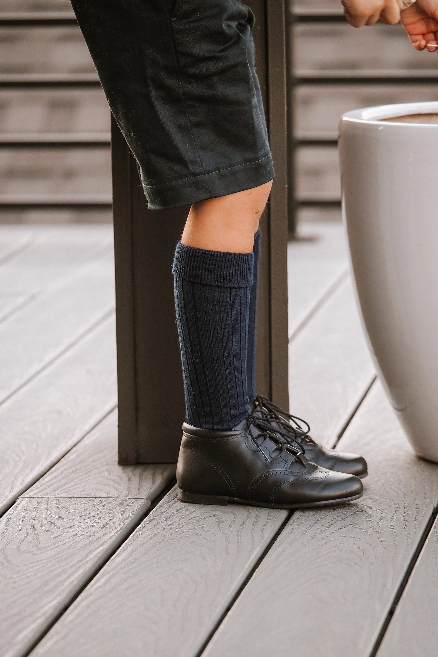 CÓNDOR Merino Wool-Blend Rib Knee Socks- Navy - Amati Steps